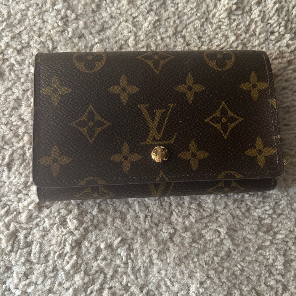 Louis Vuitton Black and Gold Monogram Wallet